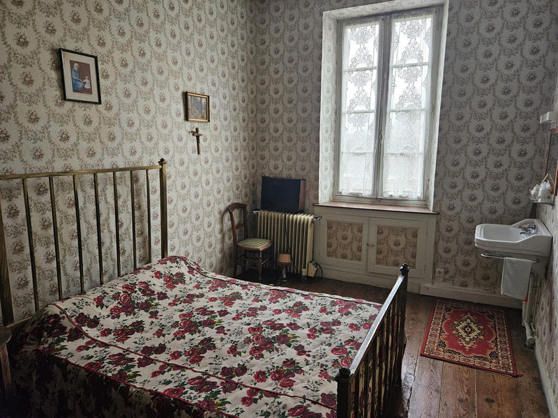 Maison - 220 m² - 10 pièces