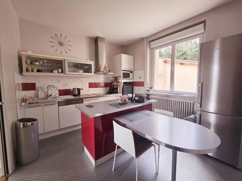 Maison - 170 m² - 6 pièces