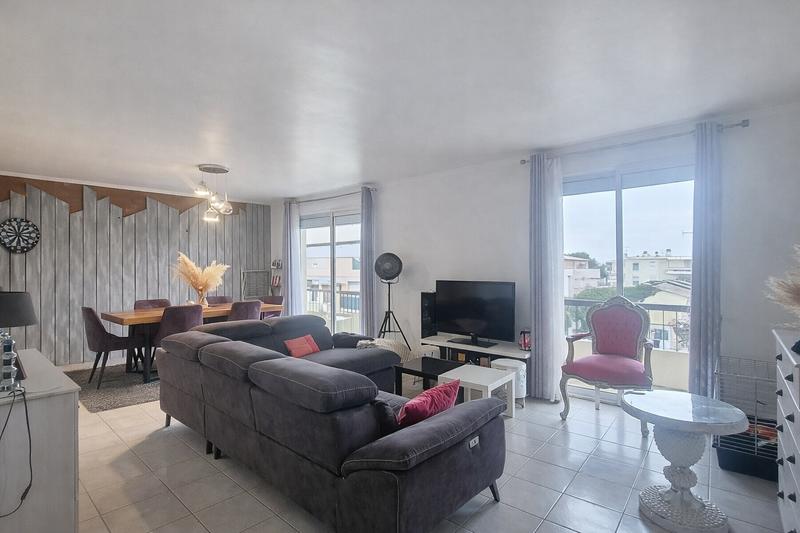 Appartement - 92 m² - 3 pièces