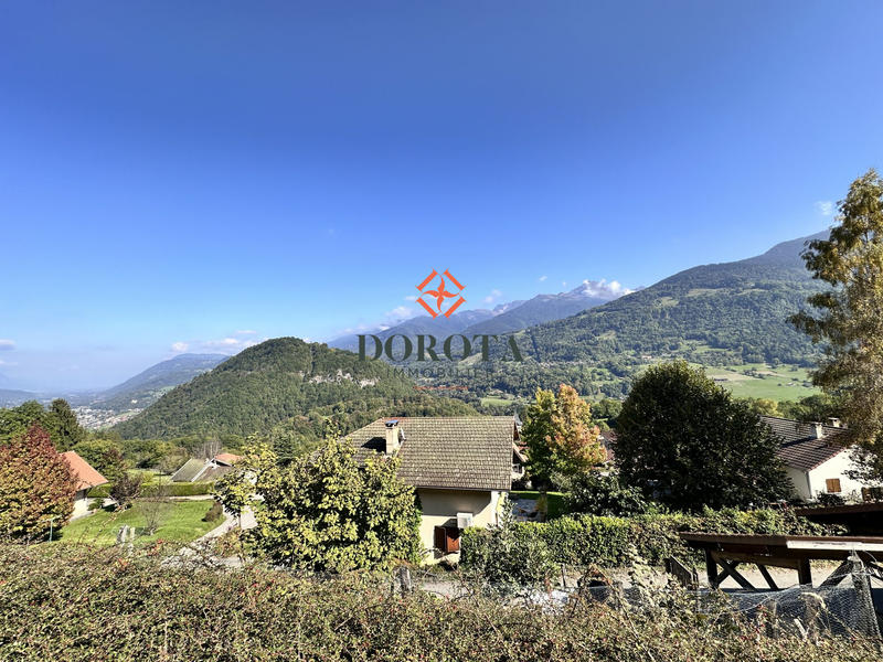 Maison traditionnelle - 111 m² - 5 pièces