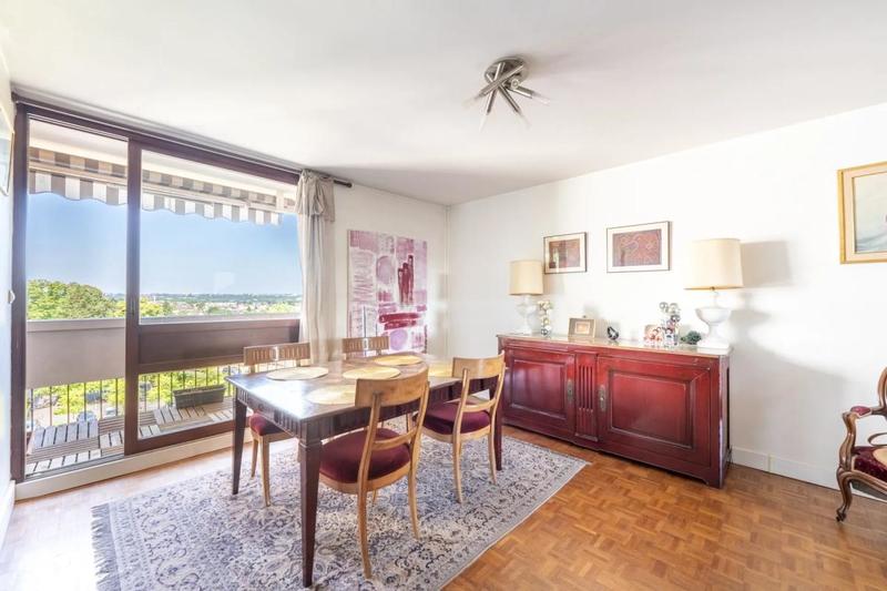 Appartement - 91 m² - 5 pièces