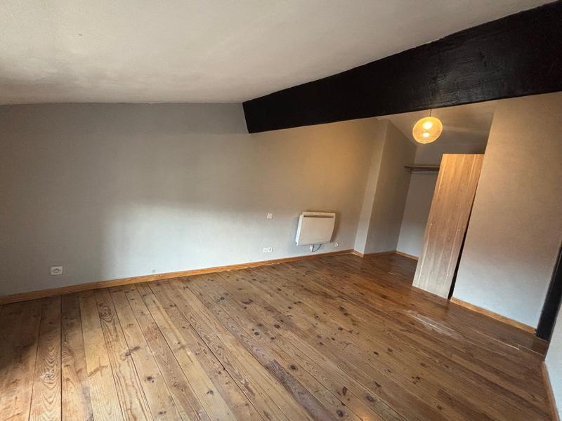 Appartement - 82 m² - 3 pièces