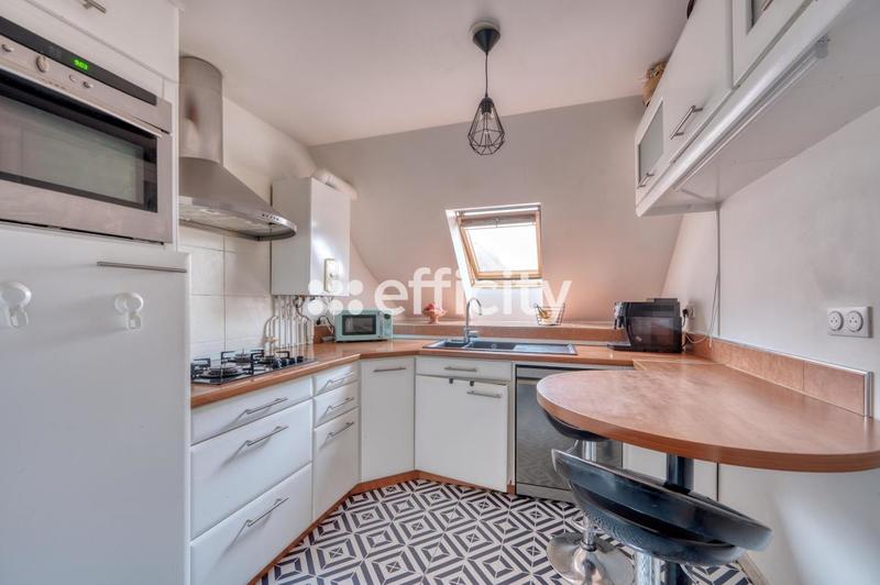 Appartement - 100 m² - 5 pièces