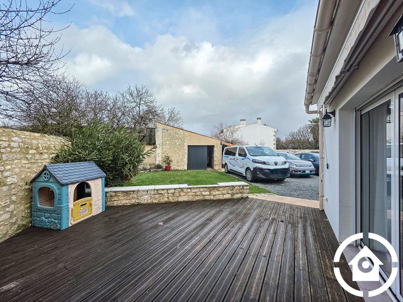 Maison - 96 m² - 3 pièces