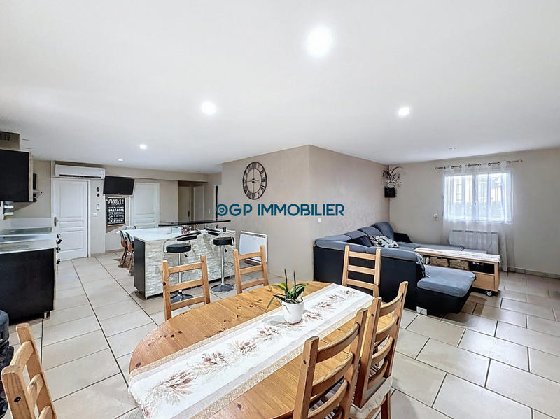 Maison - 151 m² - 5 pièces