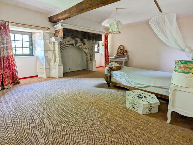 Maison - 253 m² - 8 pièces