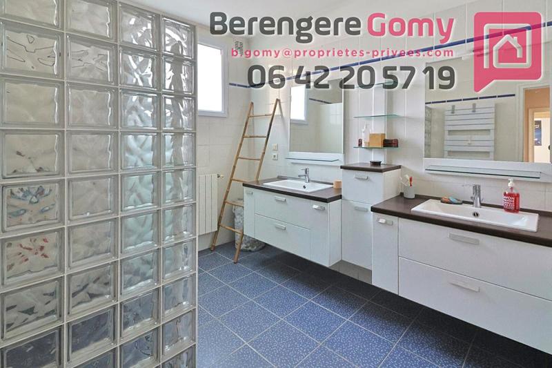 Maison - 123 m² - 7 pièces