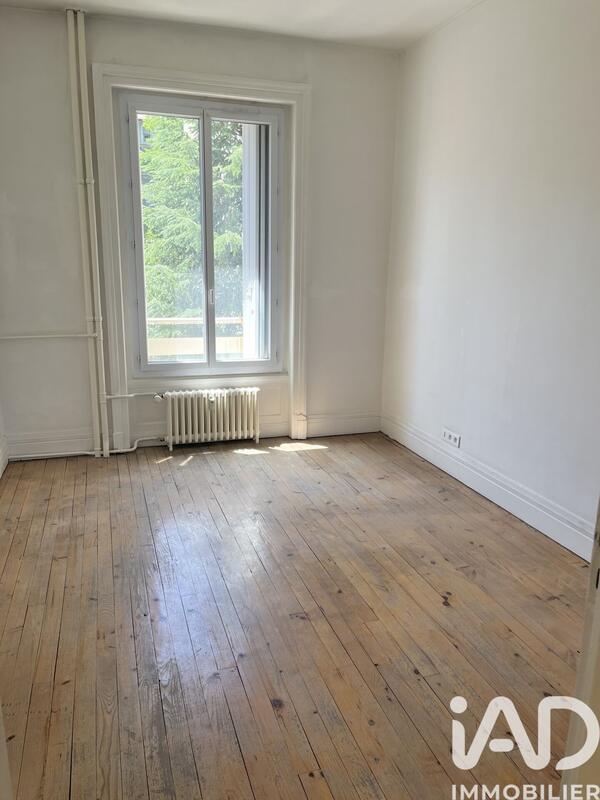 Appartement - 75 m² - 3 pièces