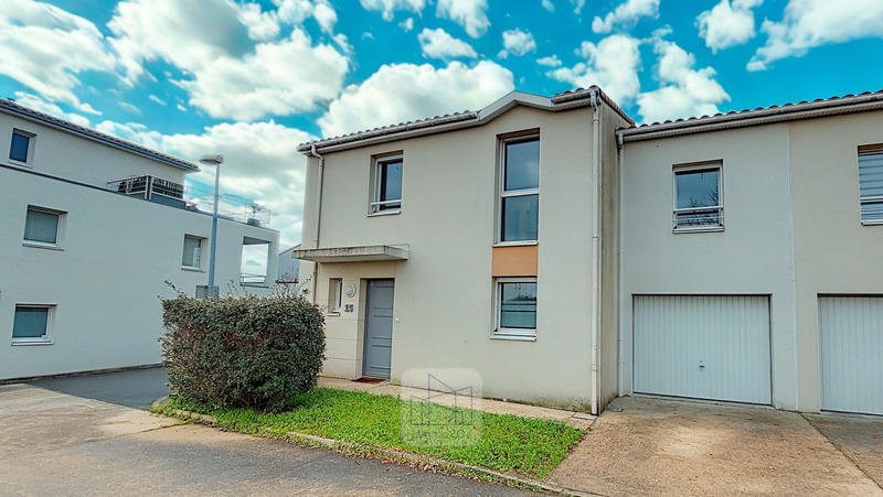 Maison - 123 m² - 5 pièces