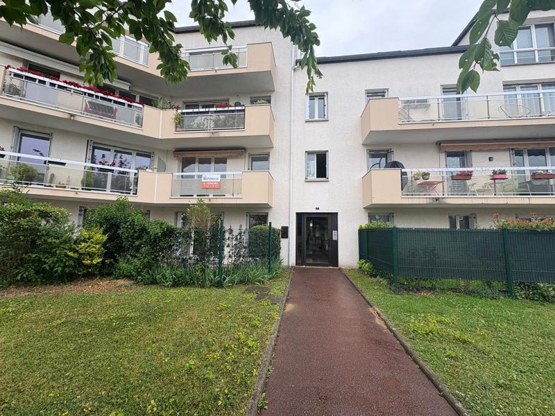 Studio - 38 m² - 1 pièce