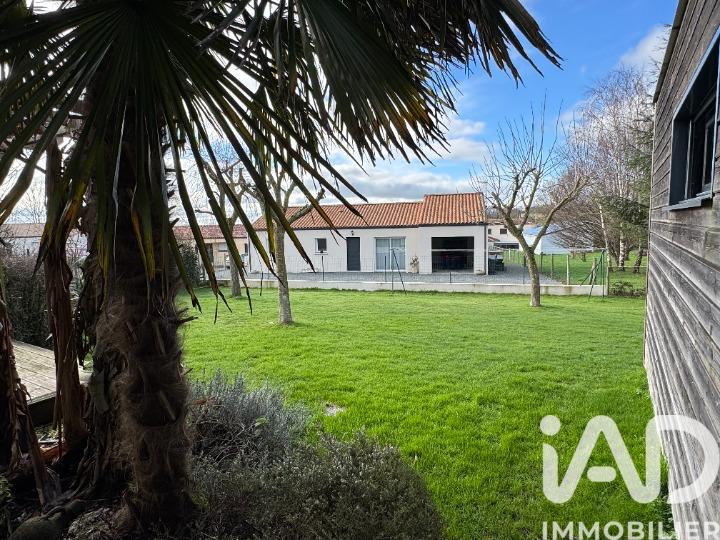 Maison - 102 m² - 5 pièces