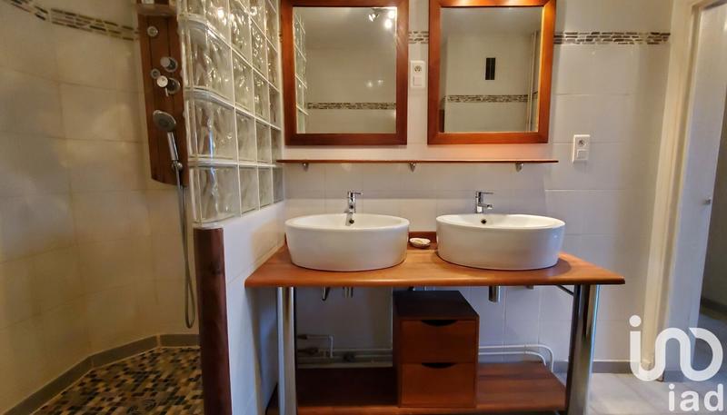 Appartement - 93 m² - 5 pièces