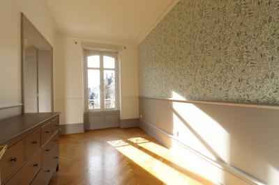 Appartement - 152 m² - 5 pièces