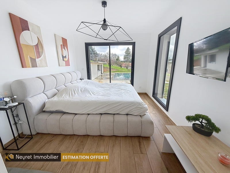 Villa - 146 m² - 6 pièces