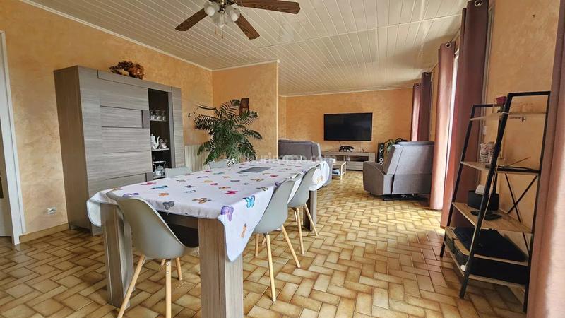 Maison - 140 m² - 6 pièces