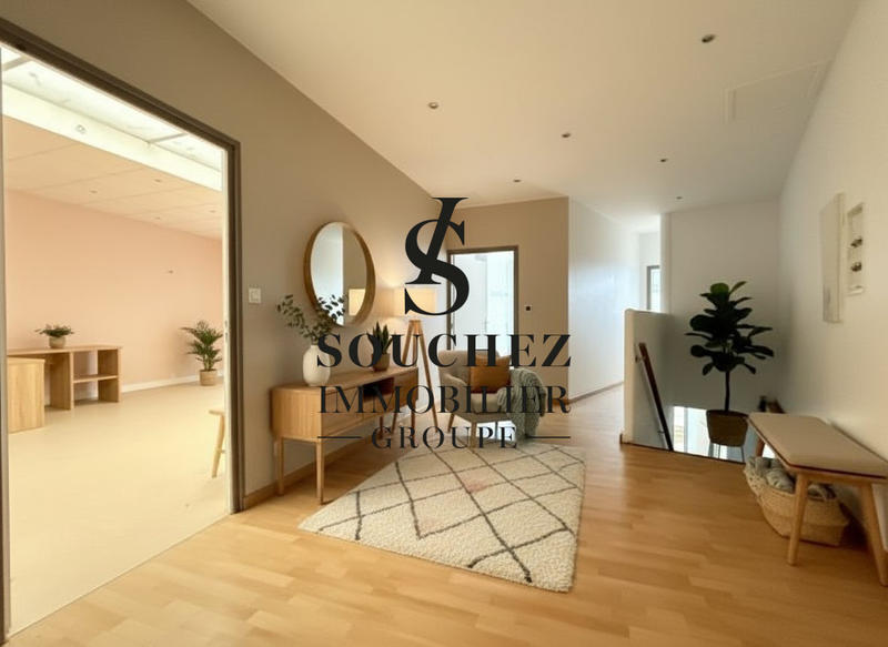 Loft - 170 m² - 7 pièces