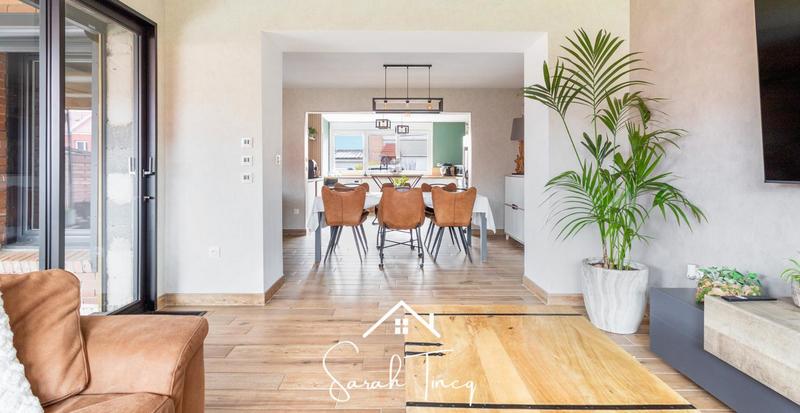 Maison - 105 m² - 5 pièces