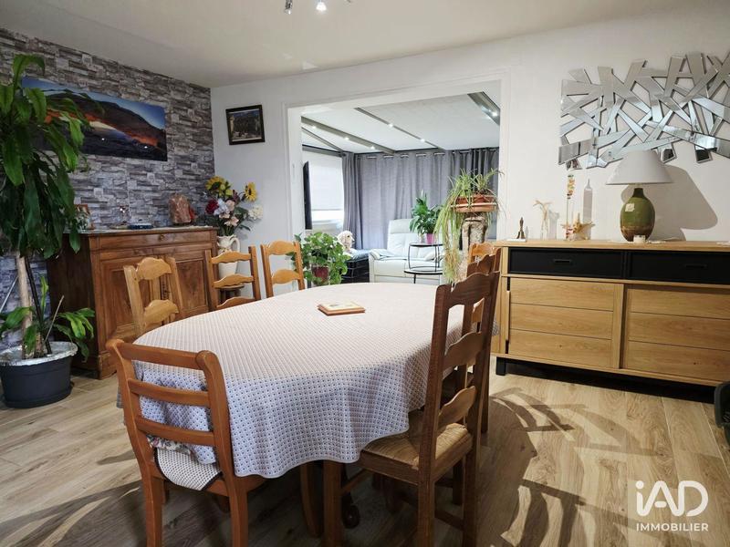 Maison - 88 m² - 4 pièces