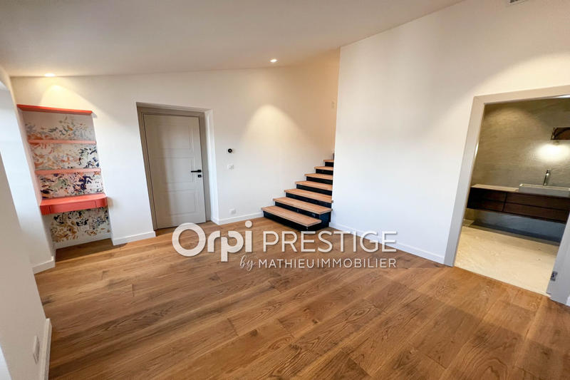 Maison chambre d'hôtes - 209 m² - 7 pièces