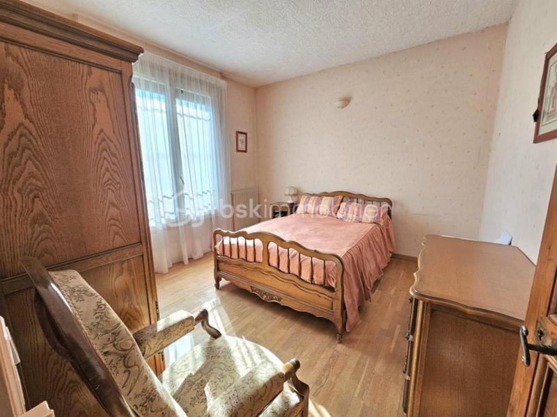 Pavillon - 100 m² - 5 pièces