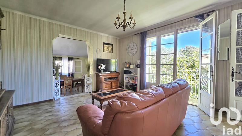Maison - 186 m² - 7 pièces