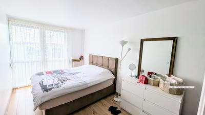 Appartement - 103 m² - 6 pièces