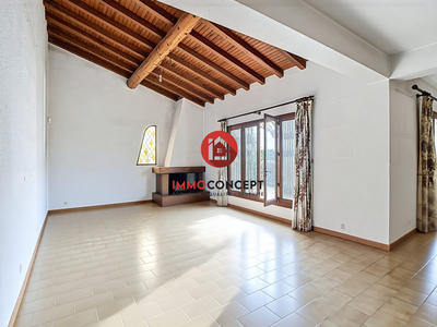 Maison traditionnelle - 147 m² - 5 pièces