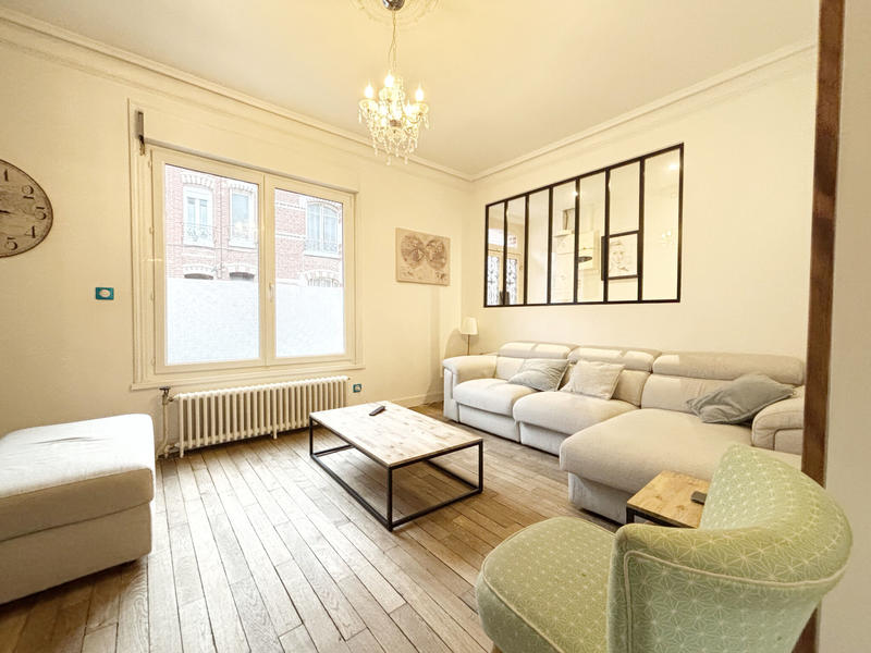 Maison - 159 m² - 7 pièces