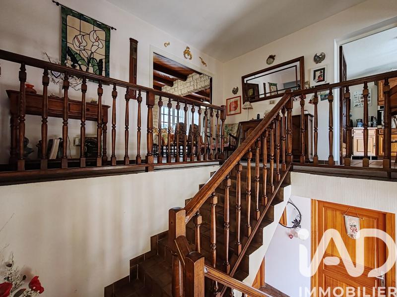 Maison - 203 m² - 7 pièces