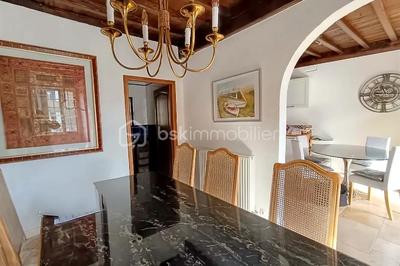 Maison - 180 m² - 6 pièces