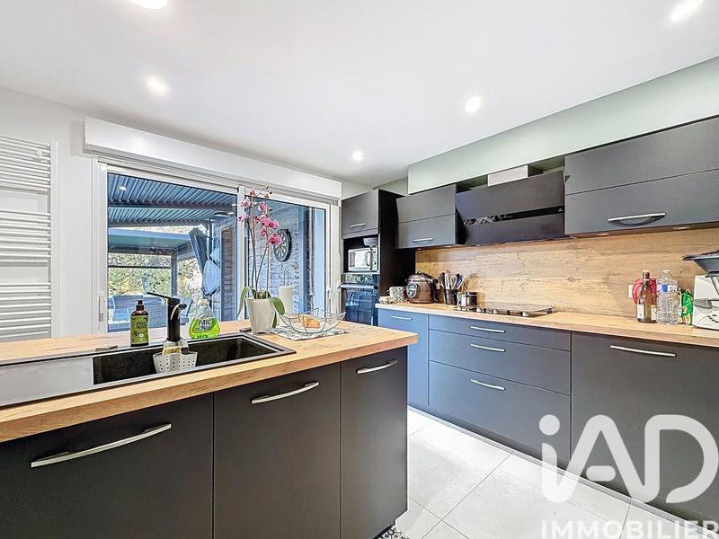 Maison - 92 m² - 5 pièces