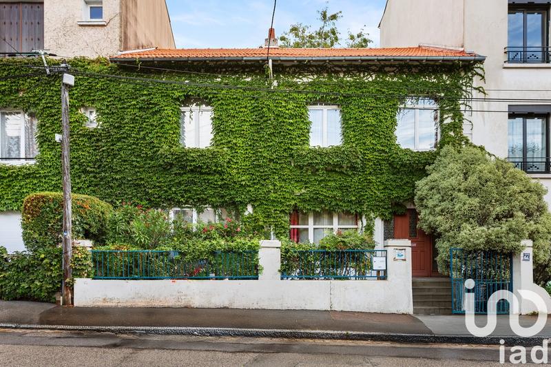 Maison - 205 m² - 5 pièces