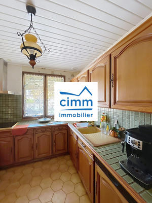 Maison - 95 m² - 5 pièces