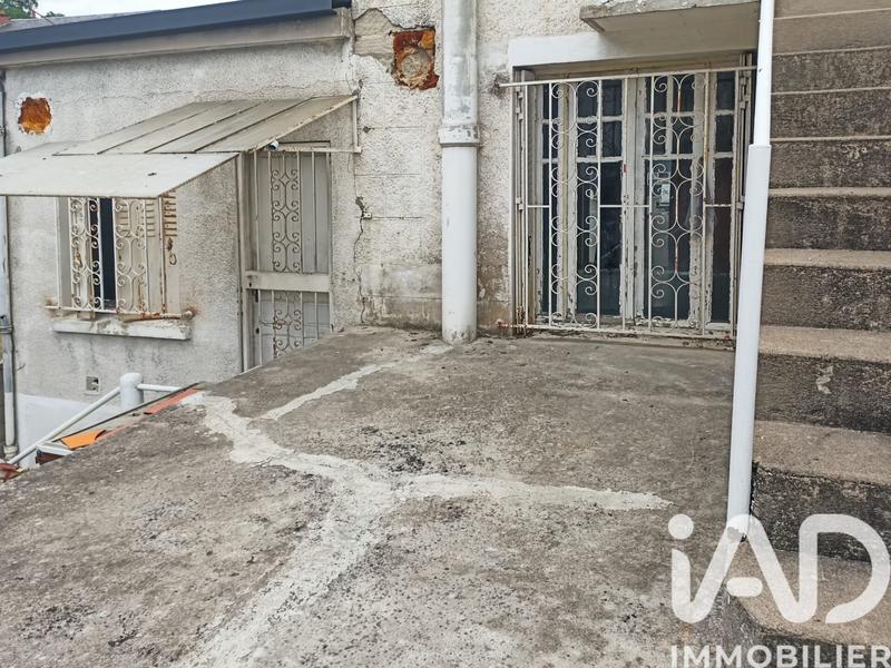 Immeuble - 85 m² - 1 pièce