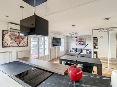 Appartement - 84 m² - 4 pièces