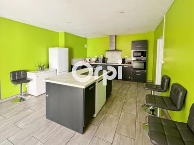 Maison - 169 m² - 5 pièces