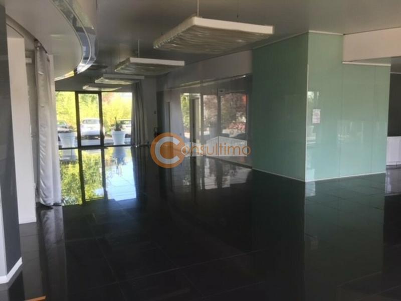 Local commercial - 231 m²