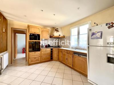 Maison - 120 m² - 6 pièces