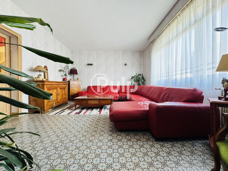 Maison de ville - 241 m² - 10 pièces