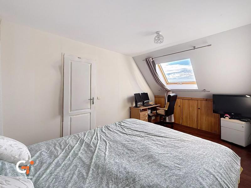 Maison - 101 m² - 6 pièces