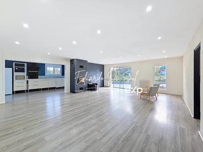 Maison - 161 m² - 6 pièces