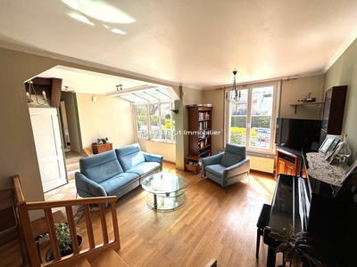 Maison - 108 m² - 5 pièces