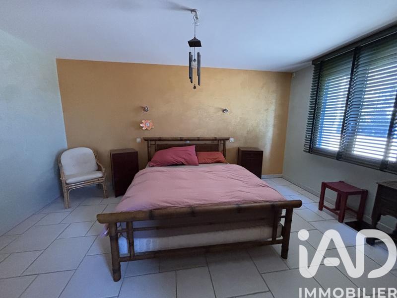 Maison - 213 m² - 7 pièces