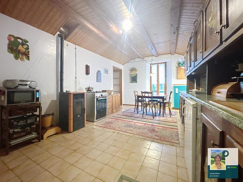 Maison jumelée - 118 m² - 6 pièces