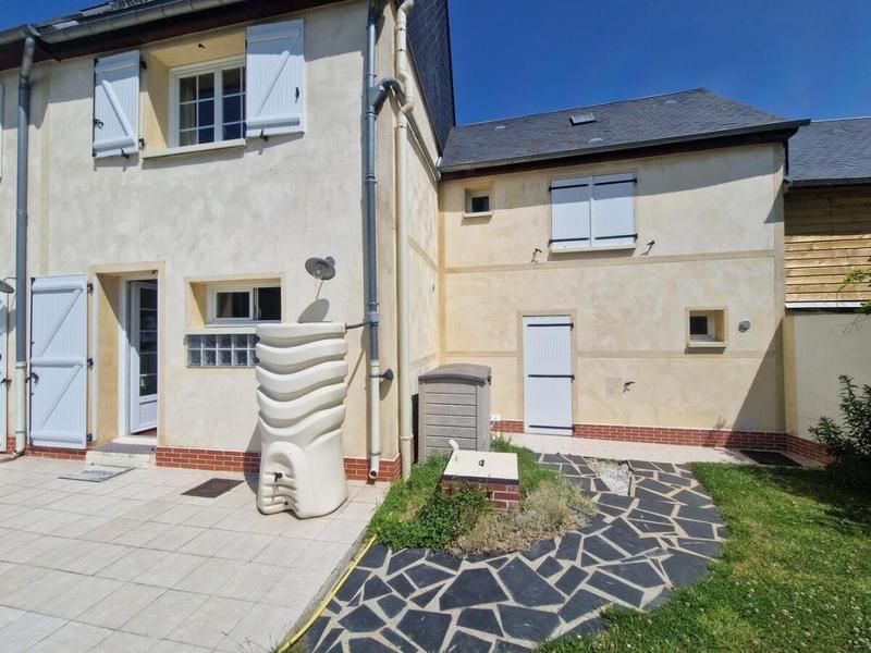 Maison - 231 m² - 8 pièces