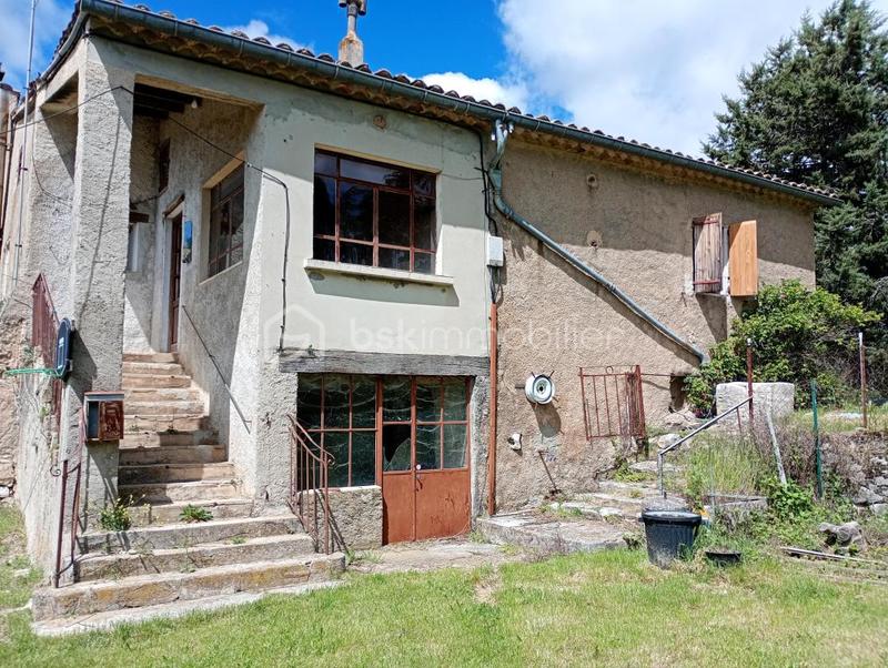 Maison - 244 m² - 10 pièces