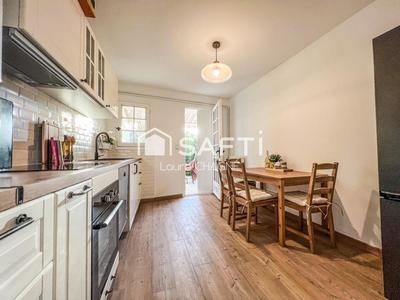 Maison - 111 m² - 4 pièces