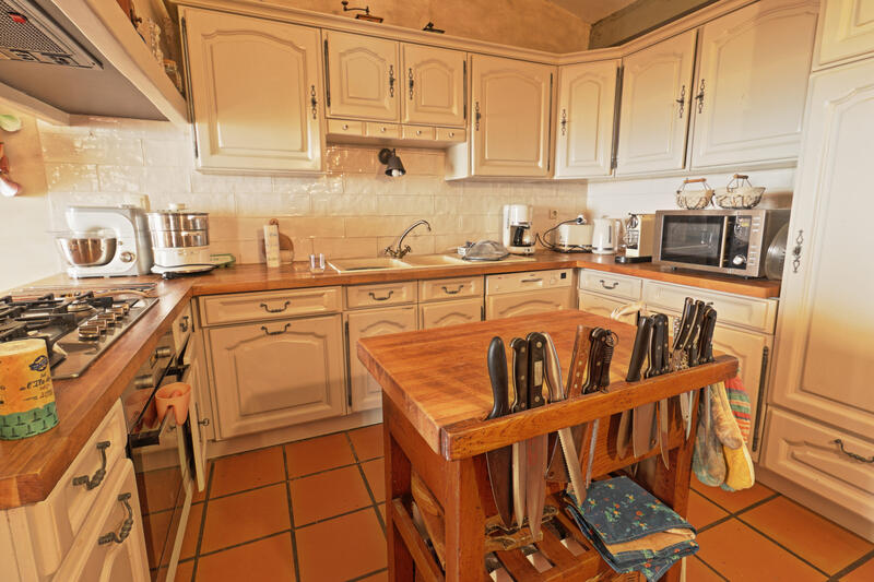 Villa - 334 m² - 11 pièces