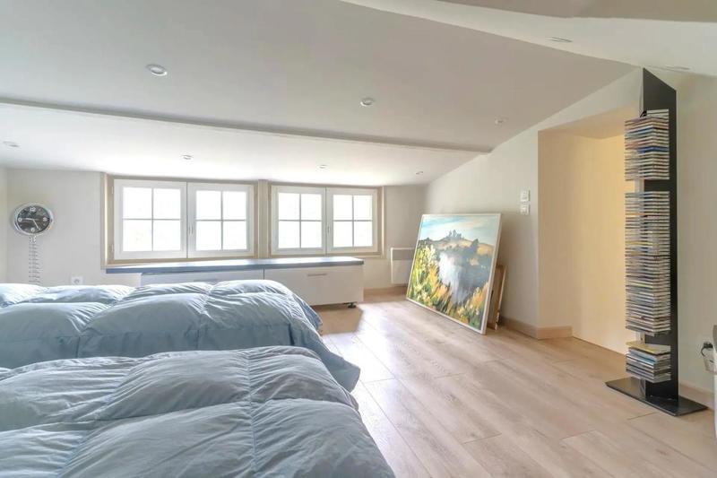 Demeure - 139 m² - 7 pièces