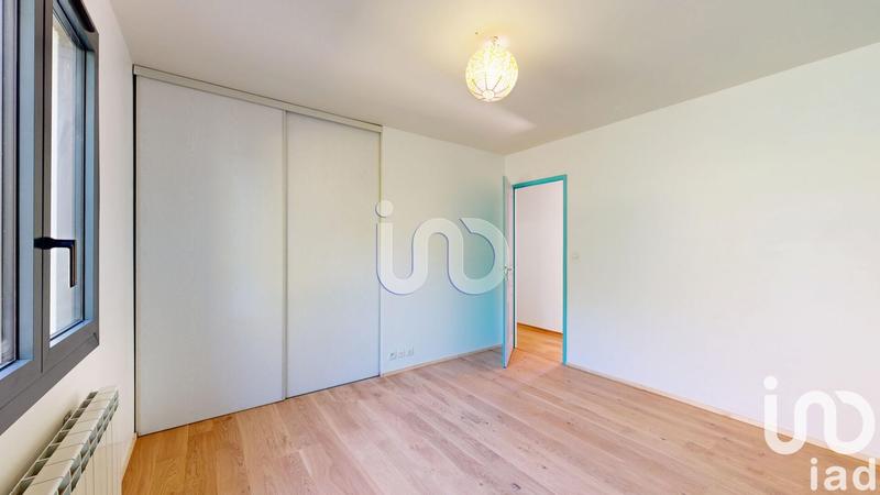 Maison - 220 m² - 7 pièces